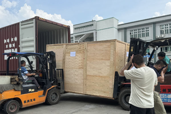 14mm CNC wire forming machine successfully shipped to Polish customer: Precision Chinese manufacturing helps international market